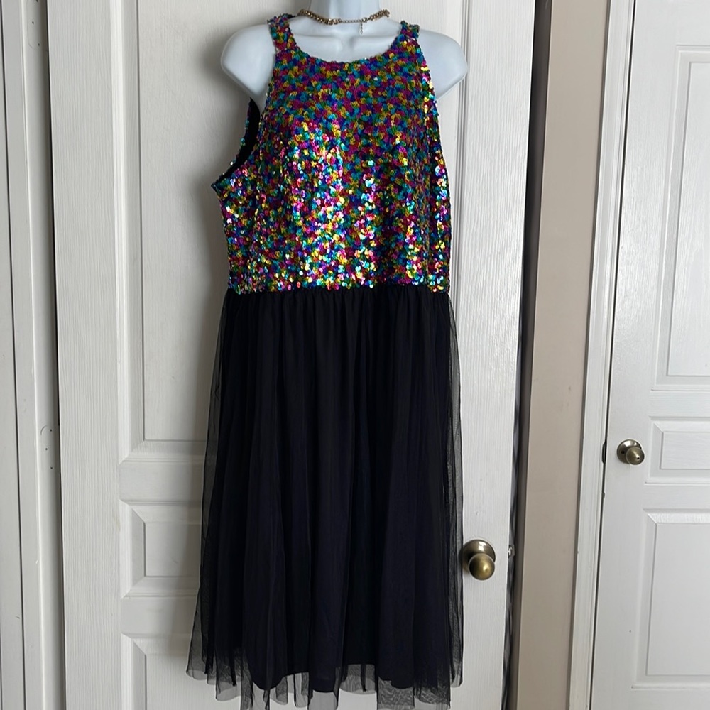 Plus Sequin MIDI Dress